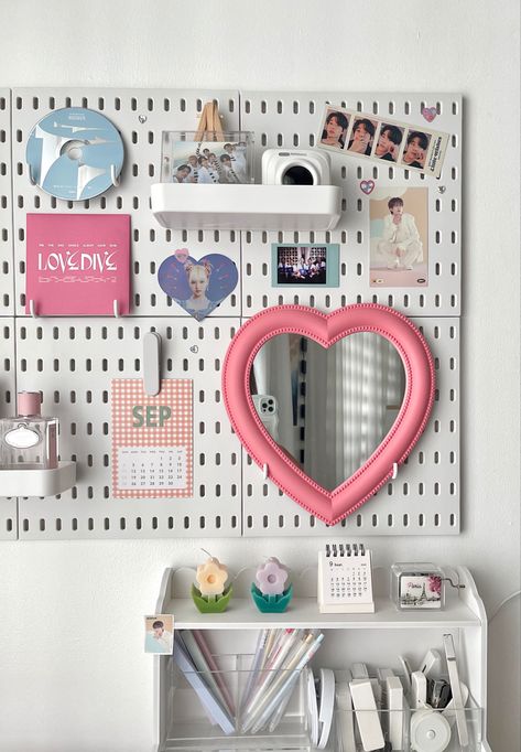 Ive Aesthetic, Study Desk Decor, Shelf Board, Pastel Room, Pinterest Room Decor, Study Room Decor, Space Room, Cute Desk, Room Transformation