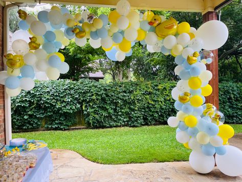 Rubber Ducky Balloon Garland, Blue Yellow White Birthday Theme, Rubber Duck Balloon Arch, Yellow Duck Birthday Party, Rubber Ducky Gender Reveal Party, Duckie Birthday Party, Duck Theme Gender Reveal, Duck Theme Birthday Party Decoration, Waddle It Be Gender Reveal Ducks