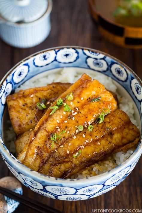 Catfish Kabayaki with Teriyaki Sauce | Easy Japanese Recipes at JustOneCookbook.com Teriyaki Sauce Easy, Wels Catfish, Salmon Teriyaki Recipe, Just One Cookbook, Catfish Recipes, Easy Japanese Recipes, Fried Catfish, Japanese Recipes, Japanese Cooking