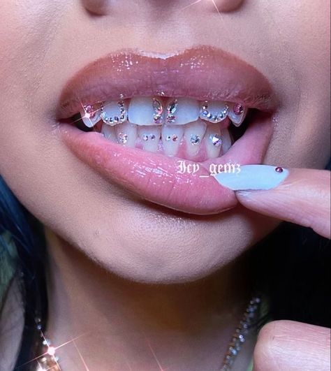 butterfly teeth gem | teeth jewelry in 2022 | Teeth jewelry, Tooth gem, Jewelry Bottom Teeth Gems, Strass Teeth, Teeth Gems Aesthetic, Diamond Tooth Gem, Teeth Gems Ideas, Piercing Dental, Tooth Gem Designs, Gem Teeth, Tooth Gem Placement