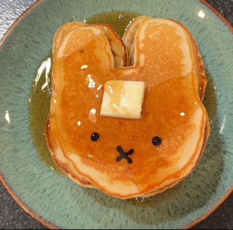 Miffy pancakes aesthetic food Japanese food cake sanrio bunny bento sushi mappl butter baking recipe Japanesecuisine Kawaii Cooking, Cute Baking, Cute Snacks, Kawaii Food, Cute Desserts, Food Industry, Food Obsession, Cafe Food, Pretty Food