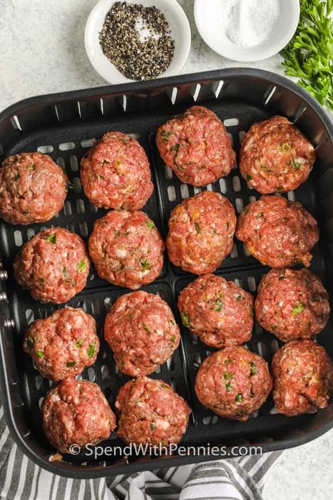 Juicy Air Fryer Meatballs (Freezer-Friendly!) - Spend With Pennies Cheese Egg Rolls, Air Fryer Snacks, Air Fryer Meatballs, Air Flyer, Salami And Cheese, Cooks Air Fryer, Air Fried Food, Air Fryer Oven Recipes, Air Fry Recipes