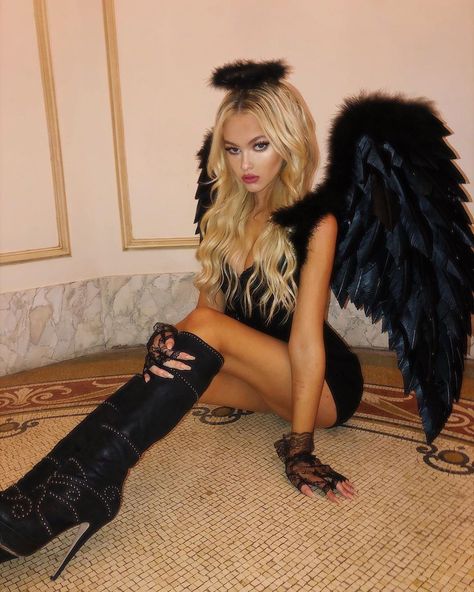 Fallen Angel Costume, Angel Costume, Angel And Devil, Fallen Angel, Over Knee Boot, Flapper Dress, Leather Pants, Halloween Costumes, Angel