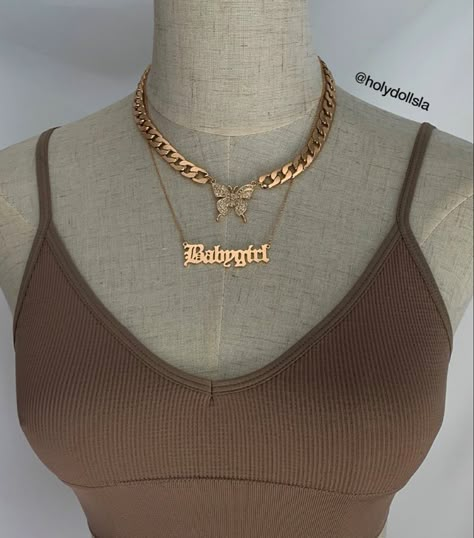 Baddie Layered Necklaces, Baddie Chain Necklace, Baddie Jewelry Aesthetic, Baddie Accessories, Custom Jewelry Necklaces, Dope Jewelry Accessories, Pretty Jewelry Necklaces, Expensive Jewelry Luxury, Wrist Jewelry