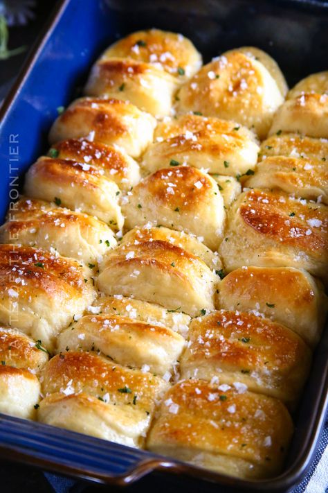 These light and fluffy Salted Honey Parker House Rolls are the perfect pairing to just about any weeknight dinner or holiday feast. Parker House Rolls Recipe Half Baked Harvest, Salted Honey Rolls, Parker House Dinner Rolls, Homemade Parker House Rolls, Salted Honey Butter Parker House Rolls, Parker House Rolls Pioneer Woman, Parker Rolls Recipe, Steakhouse Rolls, Parkerhouse Rolls