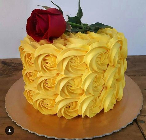 Beauty And The Beast Cake Birthdays, Belle Birthday Party, Beauty And Beast Birthday, Ariel Wedding, Beauty And Beast Wedding, Belle Cake, Beauty And The Beast Theme, Belle Birthday, Side Border