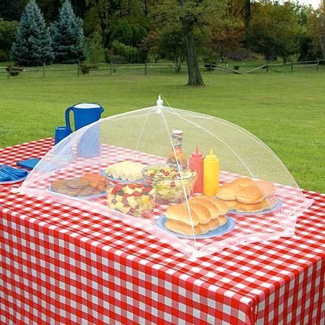 Outdoor mesh table covers are a genius way to keep bugs away from food: Block party ideas and tips | Cool Mom Picks | Click for 10 fantastic, fun block party ideas to make it the hit of the summer #party #blockparty #summer Picnic Tablecloth, Food Cover, Garden Picnic, Giant Food, Barbecue Party, Food Tent, Outdoor Food, Picnic Food, Food Covers