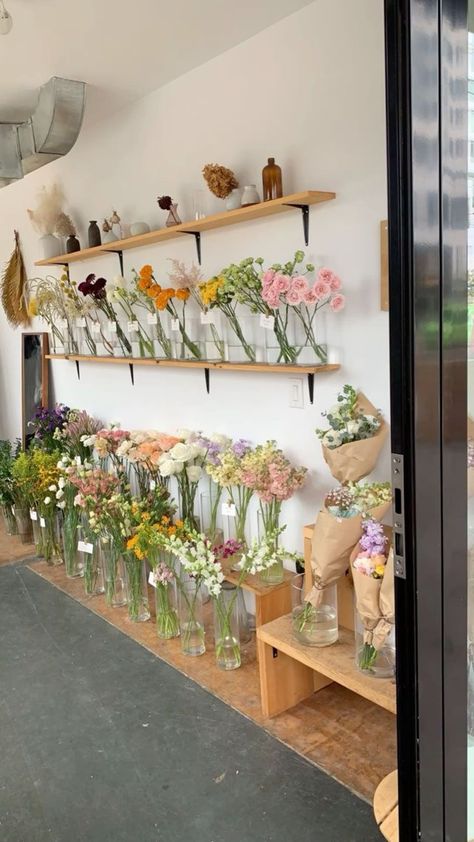 #flowerboutique #flower #boutique #bouquet #Outdoor #Events #Creativity #HomeIdeas #Flower #Floral #with #Bar #Ideas #HomeInspiration #Elevating Florist Shop Aesthetic, Flower Bar Ideas, Cute Flower Shop, Florist Shop Interior, Florist Aesthetic, Flower Shop Aesthetic, Flower Shop Display, Flower Shop Interiors, Floral Workshop