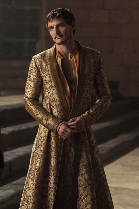 'Game of Thrones' Trivia - 'Game of Thrones' Fun Facts Game Of Thrones Oberyn, Oberyn Martell, Game Of Thrones Men, Game Of Thrones Outfits, Game Of Thrones Facts, Nicolas Cage, House Of Dragons, Pedro Pascal, A Song Of Ice And Fire