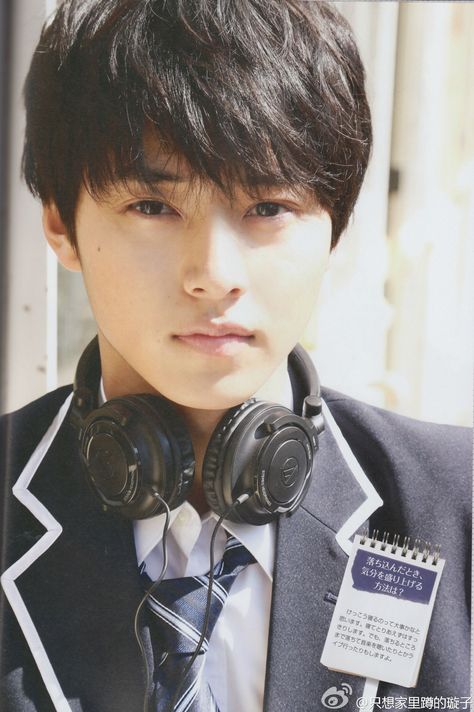 The Guilty Pleasures List: Top 11 Cutest Japanese Actors - MyDramaList L Dk, Yamazaki Kento, Kento Yamazaki, Japanese Actors, L Lawliet, Male Actors, Japanese Drama, Japanese Boy, Japanese Men