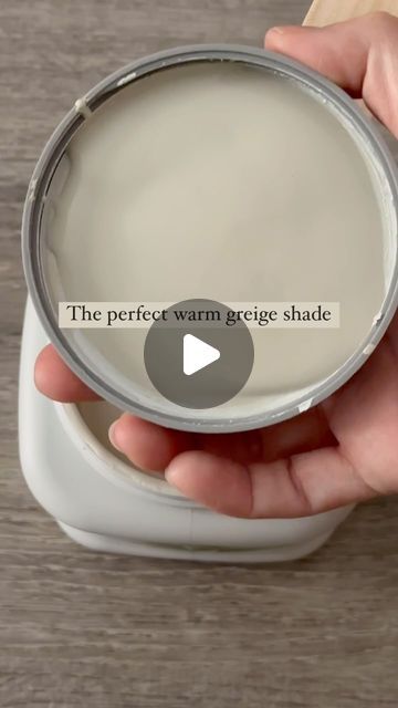 Meg Loren on Instagram: "This color is the perfect creamy-greige shade😍 
It also pairs so well with blues and greens (which my home is mostly made up of 🤍)
Have you ever used this color in your home? 

Paint color: Accessible Beige by Sherwin Williams

#beigepaint #accessiblebeige #sherwinwilliams #doingneutralright #diyhomedecor #diyproject #neutralhome #beigeaesthetic" Accessible Beige Sherwin Williams Walls, Creamy Beige Paint Colors, Kitchen Old House, Sherwin Williams Greige, Accessible Beige Sherwin Williams, Paint 2024, Coordinating Paint Colors, Interior Paint Ideas, Beige Paint Colors