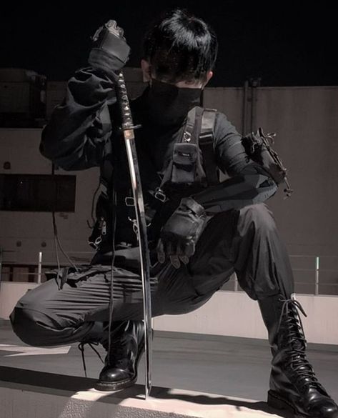 Techwear Ninja, Futuristic Clothing, Cyberpunk Clothing, Techwear Pants, Techwear Outfits, Techwear Fashion, Cyberpunk Clothes, Male Pose Reference, Urban Ninja