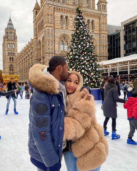 Photography Men, Couple Fits, Portrait Photography Men, Bonnie Clyde, Black Couples Goals, Fit Couples, Oversized Coat, Cute Relationship Goals, New People