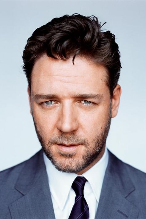 Russell Crowe Personality Type | Personality at Work Russel Crowe, Gladiator 2000, Gladiator Movie, Les Miserables 2012, Master And Commander, State Of Play, Russell Crowe, Renee Zellweger, Australian Actors