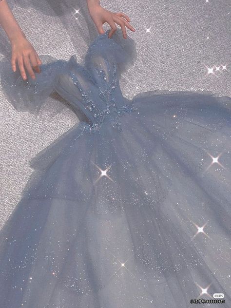 Ball Gowns Fantasy, Debut Dresses, Ruffle Prom Dress, Quinceanera Dresses Blue, Pretty Quinceanera Dresses, Stunning Prom Dresses, Stylish Wardrobe, Princess Ball Gowns, Prom Dress Inspiration