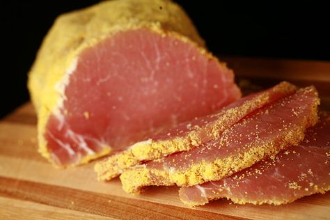 Back Bacon Recipes, Peameal Bacon Recipes, Cretons Recipe, Canadian Bacon Recipes, Smoked Bacon Recipes, Peameal Bacon, Cured Meat Recipes, Bacon Sandwich, Canadian Bacon