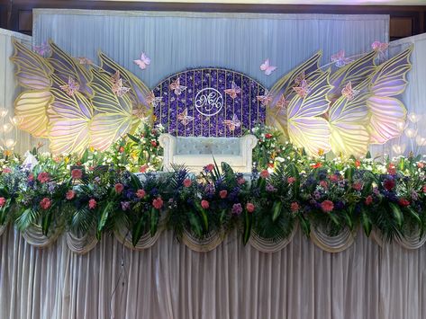 Butterfly theme Event Planner Website, Leaf Decor Wedding, Indoor Wedding Decorations, Planner Website, Butterfly Wedding Theme, Small Wedding Decor, Reception Stage Decor, Simple Stage Decorations, Wedding Stage Backdrop