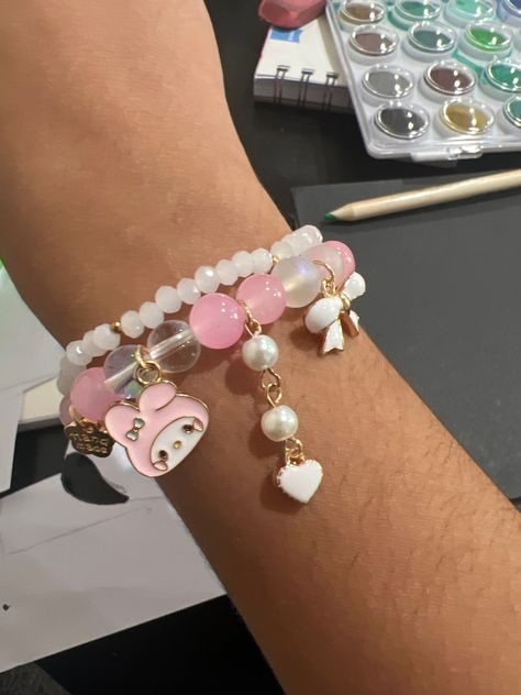 My Melody Bracelet My Melody Quinceanera, My Melody Accessories, My Melody Bracelet, Hero Accessories, My Melody Outfit, Sanrio Jewelry, Quinceanera Accessories, Kawaii Bracelet, Bunny Aesthetic