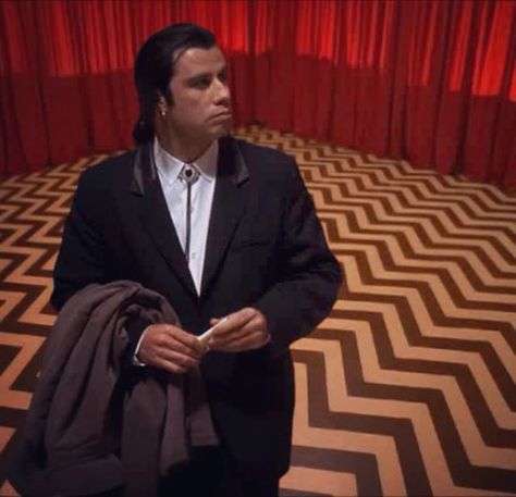 Confused Travolta trapped inside “Le Black Lodge.” #TwinPeaks #ConfusedTravolta #PulpFiction Twin Peaks Season 3, Agent Dale Cooper, Quentin Tarantino Movies, Kyle Maclachlan, Black Lodge, A Night At The Opera, Between Two Worlds, Cardboard Cutout, John Travolta