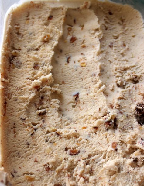 Toasted Almond Ice Cream made with Blue Diamond Almonds! | longdistancebaking.com Almond Ice Cream, Blue Diamond Almonds, Creami Recipes, Chocolate Covered Almonds, Ice Cream Maker Recipes, Homemade Ice Cream Recipes, Keto Ice Cream, Sorbet Recipes, Ninja Creami