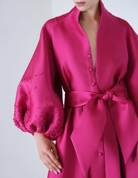 Dresses Hairstyles, Hairstyles Outfits, Mode Prints, Gown Elegant, Nikkah Dress, Beauty Vibes, Satin Shirt Dress, Dresses Formal Elegant, Evening Gowns Elegant