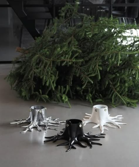 Christmas Tree Stands & Candle Holders - Garden Glory - Order Online - Free Shipping Christmas Tree Holder, Farmhouse Christmas Tree, Luxury Garden, Industrial Product, Christmas Tree Stand, Tree Roots, White Gardens, Last Christmas, Tree Stand