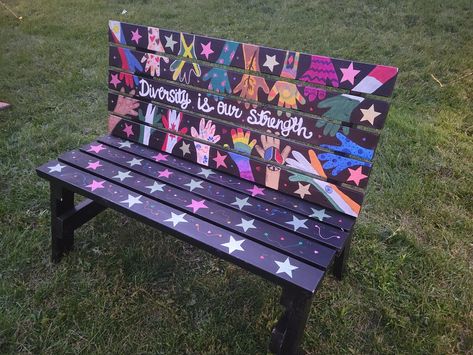 Buddy Bench Ideas Schools, Schoolyard Ideas, Friendship Bench, Sensory Trail, Childcare Facility, Buddy Bench, Outside Benches, Porch Window, Painted Benches