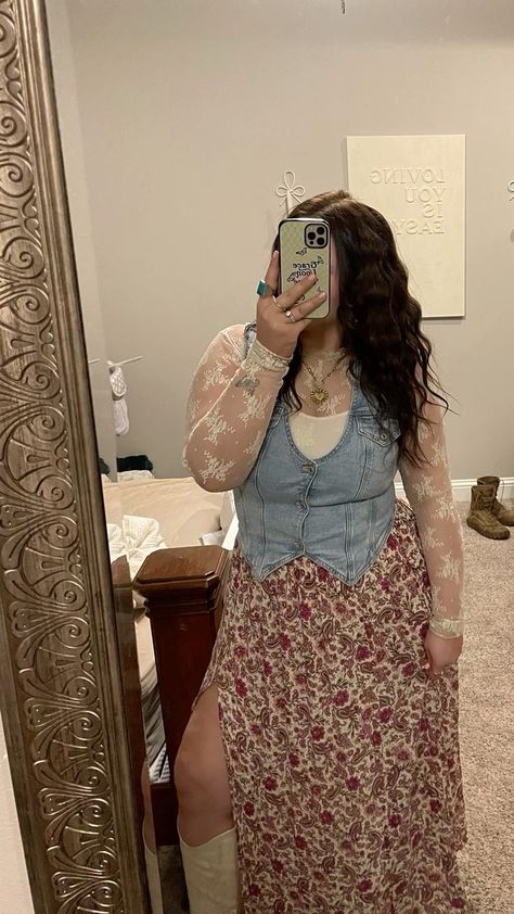 Cute Summer Layered Outfits, Denim Vest Outfit Spring, Therapist Outfits Women Winter, Outfits With A Jean Vest, Jean Vest With Dress, Fitted Denim Vest Outfit, Spring Fits Aesthetic Casual, Jean Vest And Skirt Outfit, Denim Vest And Dress Outfit