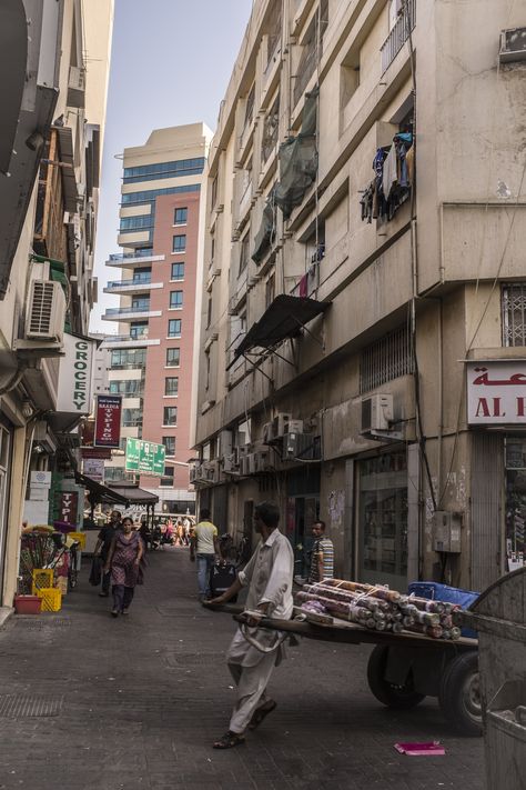 old street in Bur Dubai Dubai Street Photography, Bur Dubai, Migrant Worker, Weird Images, Site Analysis, Old Street, Amazing Images, Minecraft Designs, Archaeology