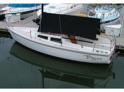 Sailboat Restoration, Sail Life, Sailboat Interior, Hanoi Vietnam, Yacht Life, Sailing Vessel, Tall Ships, Boats For Sale, Wooden Boats