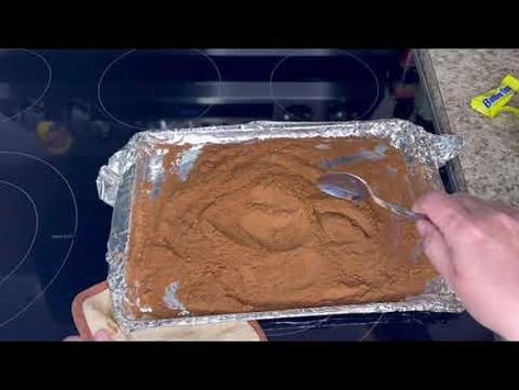 How to make a dry roux Roux In The Oven, Oven Roux Recipe, Dry Roux In Oven, Roux Recipe, Cajun Creole Recipes, Cajun Recipes, Culinary Skills, Kitchen Tips, Vintage Recipes