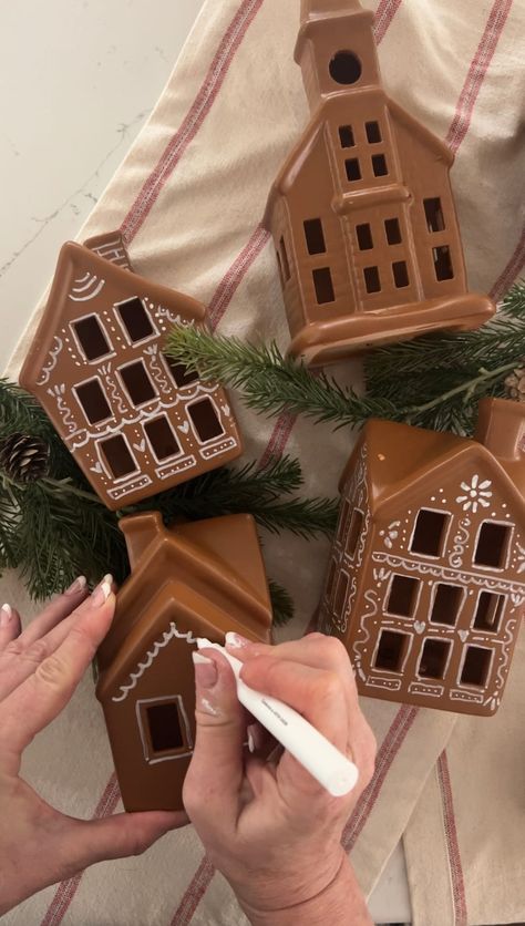 Painting Gingerbread Houses, Ceramic Gingerbread House Diy, Painted Gingerbread Houses, Yule Christmas Decorations, Gingerbread Crafts Diy, Gingerbread Christmas Village, Ceramic Christmas Village, White Gingerbread House, Resident Services