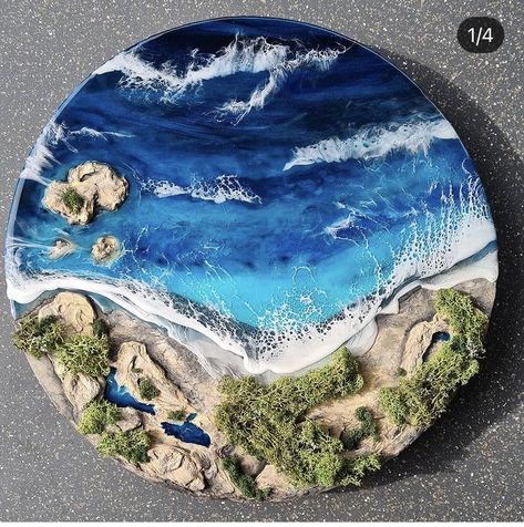 Diy Resin Wall Art, Beach Themed Art, Resin Art Canvas, Seashell Art Diy, Beach Scene Painting, Resin Crafts Tutorial, Ocean Resin, Homemade Art, Resin Art Painting