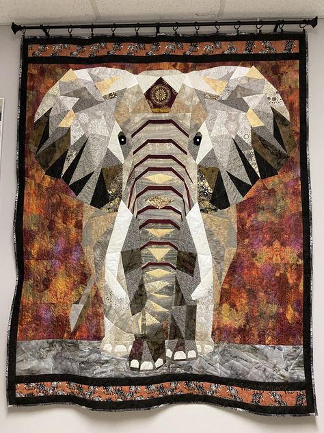 Elephant Quilts, Elephant Abstract, Elephant Quilts Pattern, Textile Art Techniques, Geometric Art Animal, Elephant Home Decor, Elephant Quilt, Bargello Quilts, Landscape Quilts