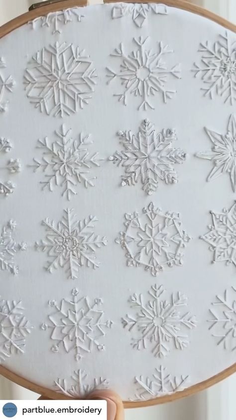 Snowflake Hand Embroidery, Embroidery Winter Patterns, Embroidered Home Decor, Snowflake Embroidery Pattern, Snowflakes Embroidery Pattern, Snowflake Applique, Embroidery Circle, Herb Embroidery, Embroidered Snowflakes