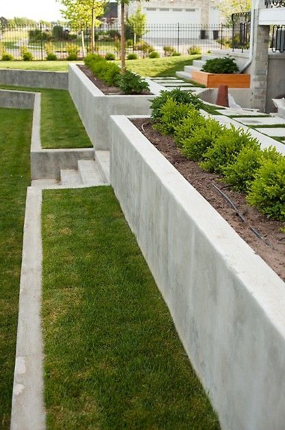 Backyard Retaining Walls, Garden Retaining Wall, Sloped Backyard, Landscaping Retaining Walls, Sloped Garden, Walled Garden, Retaining Walls, Patio Designs, Diy Landscaping