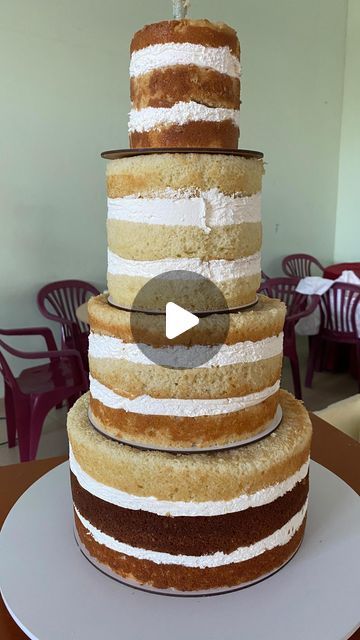 Elegant Two Tier Cake, Cake For 150 People, 15 Cakes Ideas, Butter Cake Design, 2 Tier Cake Ideas, Three Tier Birthday Cake, Waterfall Cake, Make Cake, 2 Layer Cake