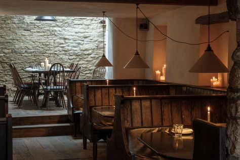 The best restaurants in the Cotswolds | House & Garden Rice Noodle Roll, Lobster Ravioli, Lobster Dishes, Open Fire Cooking, English Houses, Cotswold Villages, Colour Consultant, London Flat, Barn Conversion