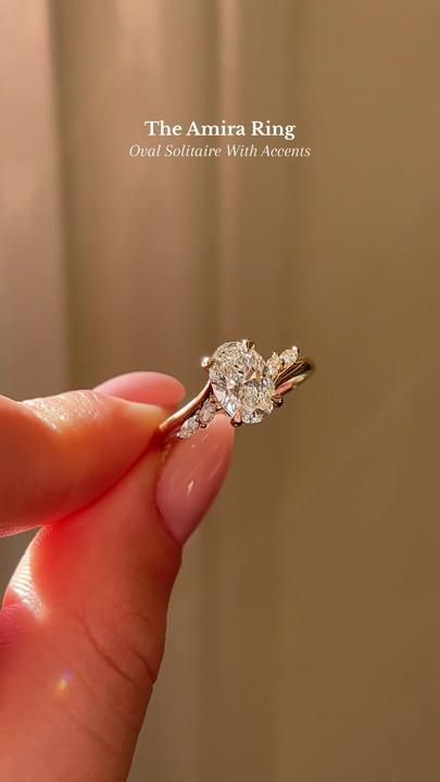 Engagement Rings Romantic Style, Gaudy Rings Engagement, 1.5 Engagement Rings, Vintage Nature Inspired Engagement Ring, Engagement Rings With Pink Accents, Amira Engagement Ring, Wedding Rings Layered, Gold Timeless Engagement Ring, Elegant Classic Engagement Rings