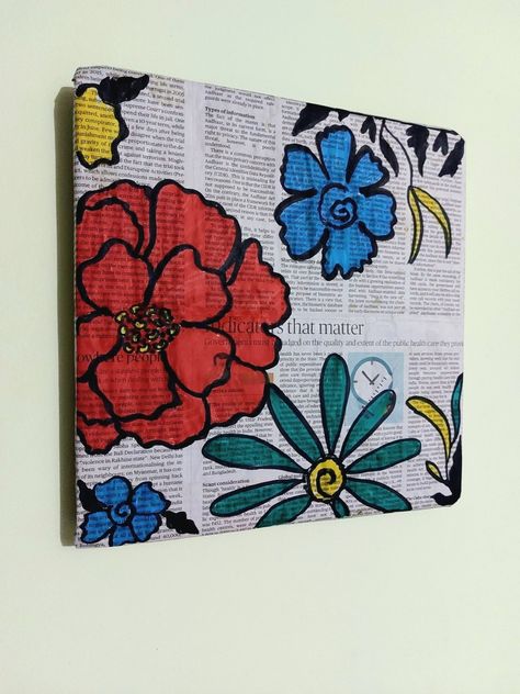 News Paper Painting Ideas, News Paper Wall Art, Paint On Newspaper Ideas, News Paper Wall Decor, Newspaper Room Decor Wall Art, Old Newspaper Crafts Decorations, Wall Decor With Newspaper, Newspaper Wall Decor Ideas, Diy Newspaper Wall Art