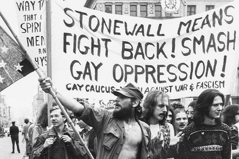 gay pride christopher street New York 1970s stonewall Stonewall Uprising, Gay Rights Movement, Stonewall Inn, Stonewall Riots, Lgbt History, Lgbt Rights, Pride Parade, Lower Manhattan, Greenwich Village