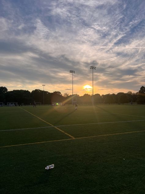 Quarter Back Football Aesthetic, Soccer Practice Aesthetic, Soccer Coach Aesthetic, Soccer Game Aesthetic, Playing Soccer Aesthetic, Soccer Aesthetic, Soccer Camp, Football Camp, Soccer Practice