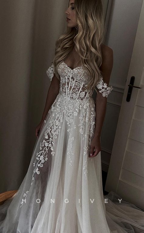 Wedding Dress A Line Tulle, A Line Tulle Wedding Dress, Wedding Dress Fashion, Wedding Dress A Line, Mother Dresses, Pretty Wedding Dresses, Chic Gowns, Cute Wedding Dress, Dream Wedding Ideas Dresses