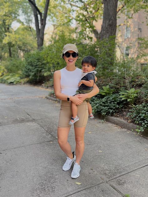 This workout outfit is made up of Amazon finds! Wearing a beige baseball cap, white tank with built-in bra, high waisted beige biker shorts and white Nike AirMax sneakers. Neutral Athleisure, Beige Baseball Cap, Bike Shorts Outfit, Athleisure Outfit, Beige Shorts, Cap White, White Sports Bra, Athleisure Outfits, Workout Outfit