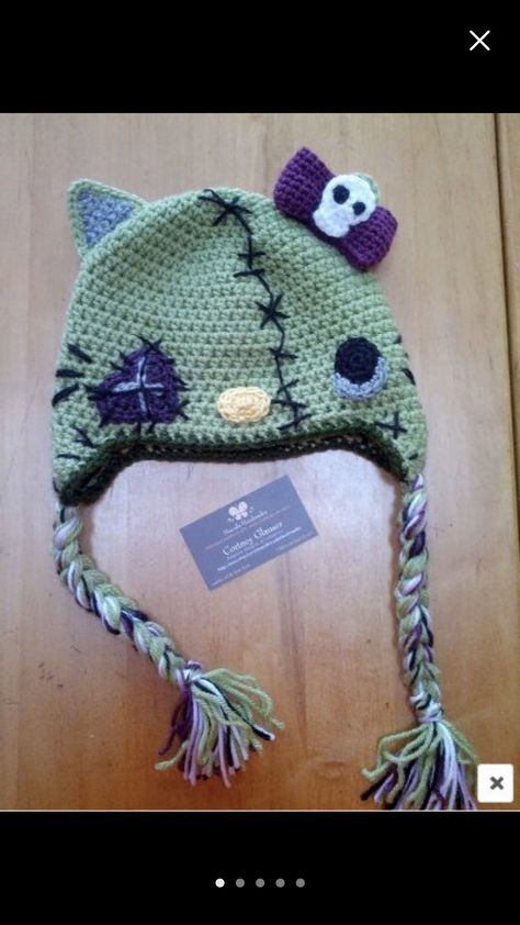 Zombie Hello Kitty, Hello Kitty Crochet, Earflap Beanie, Funky Hats, Fun Crochet Projects, Diy Crochet Projects, Cute Hats, Crochet Fashion, Cute Crochet