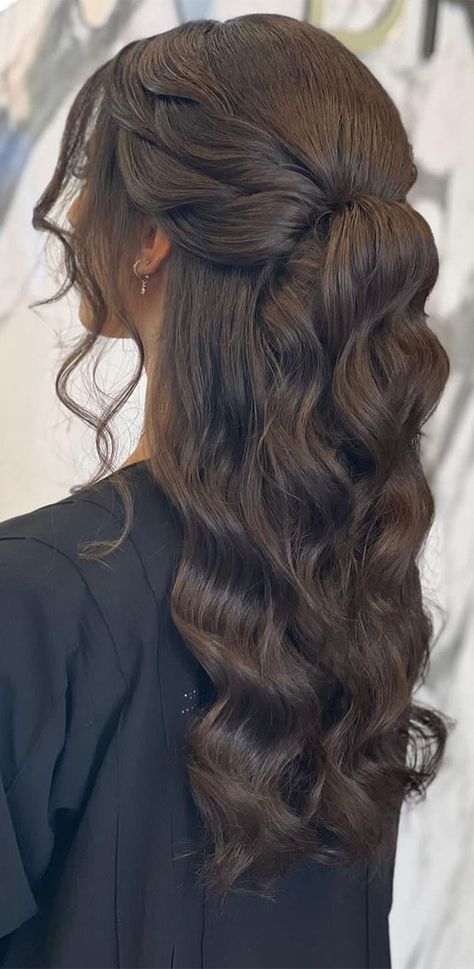 Bridesmaid Half Updo Hairstyles, Formal Hair Half Up Half Down, Curled Half Up Half Down, Wavy Hairstyles For Wedding, Hair Styles For Party Night, Wedding Hair And Makeup Brunette, Hairstyles For Wedding Party, Romantic Updos, Bridesmaid Hair Inspo