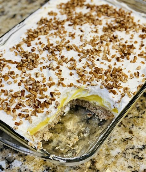 Bread Pudding Recipe With Vanilla Sauce, Vanilla Pudding Desserts, Cream Cheese Pudding, Lemon Lasagna, Pudding Desserts Layered, Pudding And Cool Whip, Lemon Lush Dessert, Pecan Pie Cheesecake Recipe, Lemon Delight