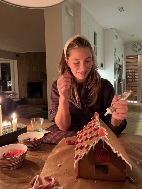 Christmas, Candles, Gingerbread House, Gingerbread, A Woman