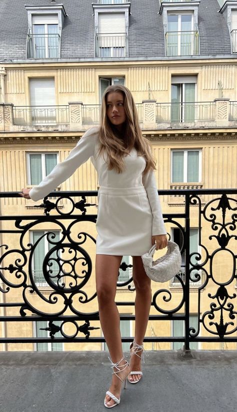 white bottega veneta jodie mini outfit, old money aesthetic outfit, old money outfit women, old money outfit summer, parisian style, old money, old money aesthetic, blair waldorf aesthetic, blair waldorf outfits, old money dress aesthetic, old money dress outfit, old money dress, lovisa barkman outfit, lovisa barkman, lovisa barkman style, white dress outfit, white mini dress outfit Bottega Bags, Outfit Old Money, Bottega Bag, Money Dress, White Dress Outfit, Mini Jodie, Mini Outfit, Maxi Dress Outfit, Bag Outfit