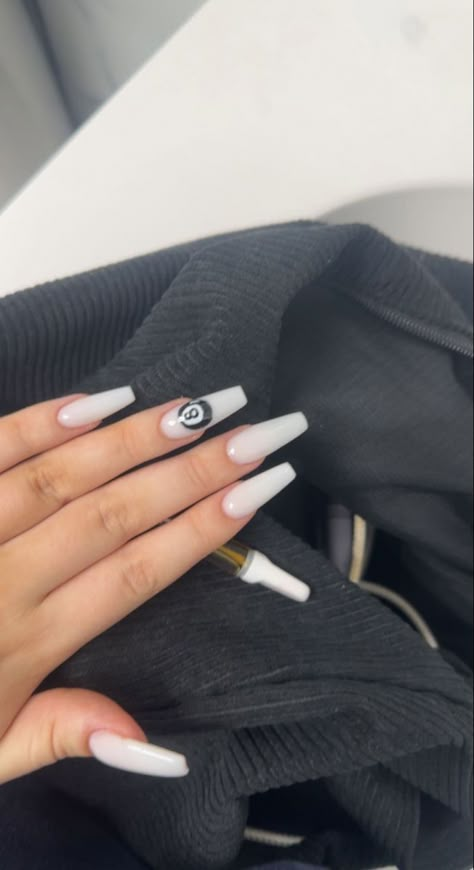 Ovo Nails, Stussy Nails, Angel Number Nails, 8ball Nails, Streetwear Nails, Xo Nails, Acrylic Nails Y2k, Ball Nails, Nails Grunge